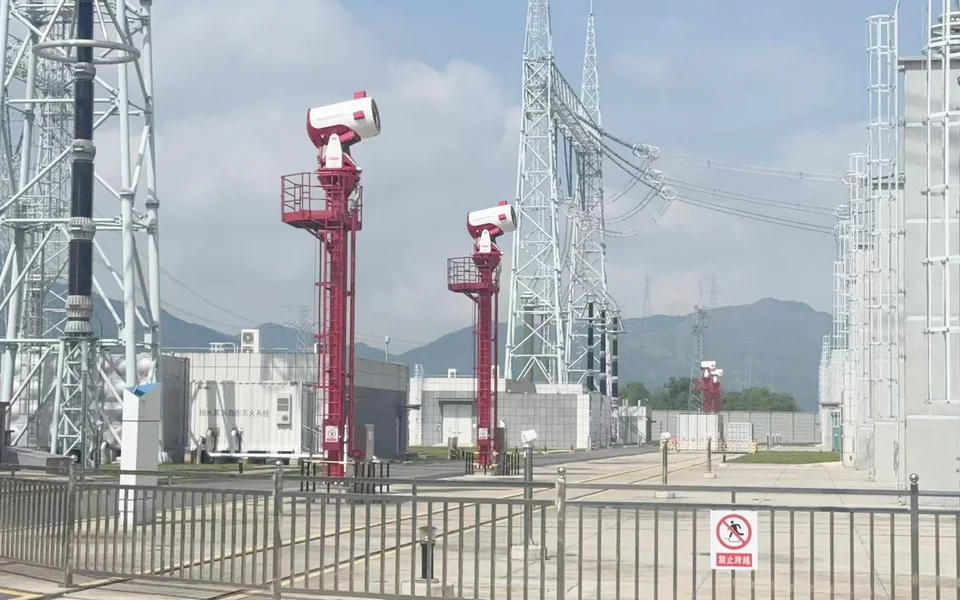 Fixed firefighting mist cannon used for substation transformer protection