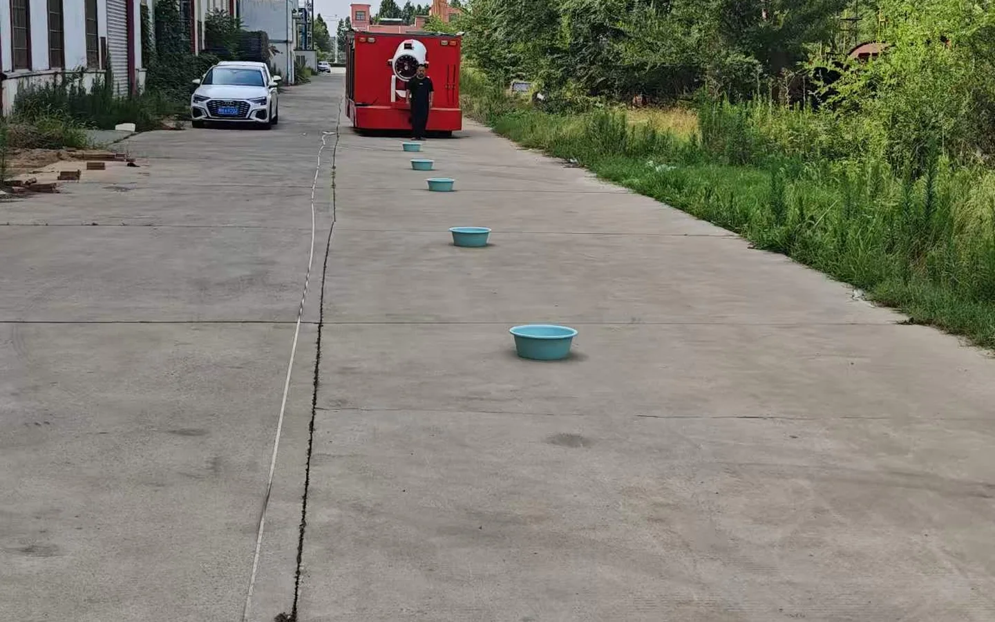 Outdoor range-check setup for Betterway fog cannon testing
